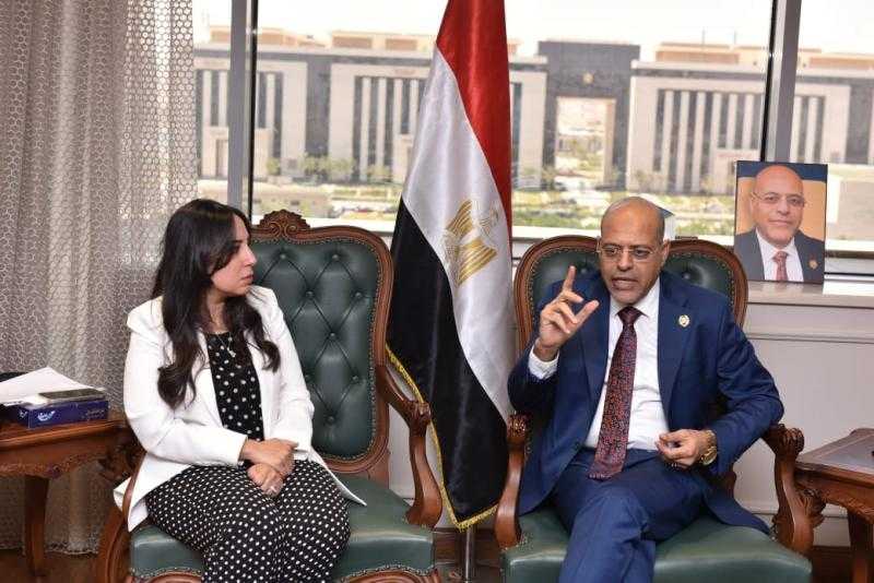 وزير العمل يلتقي وفدًا من مبادرة ”إبدأ” لبحث تطوير ”منظومة التدريب المهني”