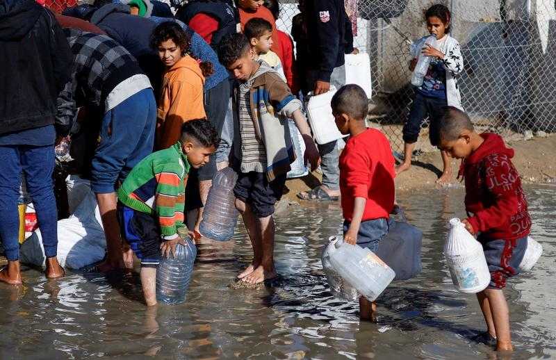 الصحة العالمية تعرب عن ”قلقها الشديد” إزاء تفشي شلل الأطفال في غزة