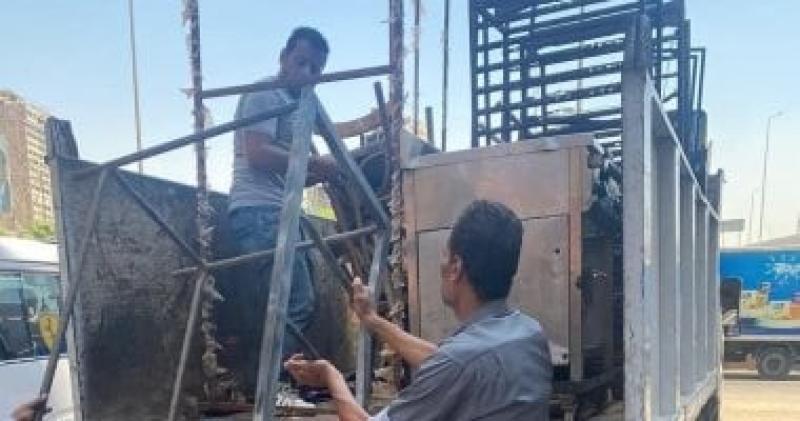 رفع 400 حالة إشغال وضبط 14 دراجة بخارية مخالفة بحى جنوب الجيزة